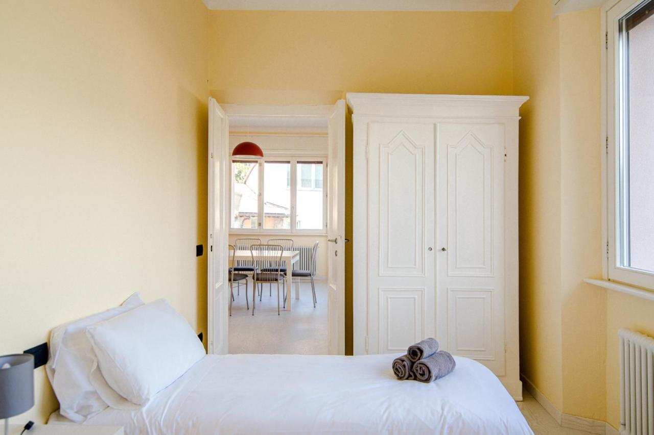Villa Vittoria - The House Of Travelers เชอร์นอบบิโอ ภายนอก รูปภาพ